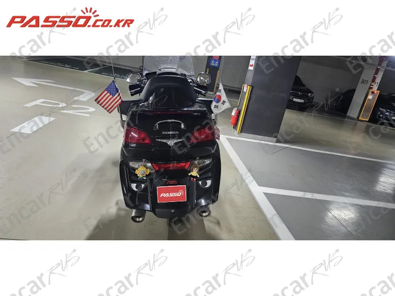 HONDA GOLDWING 1800 - фото 2