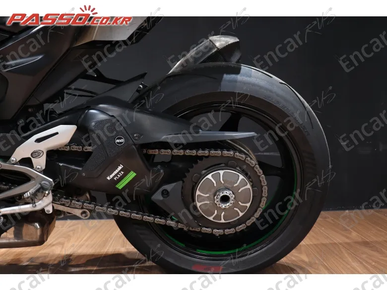 KAWASAKI NINJA H2 - фото 5