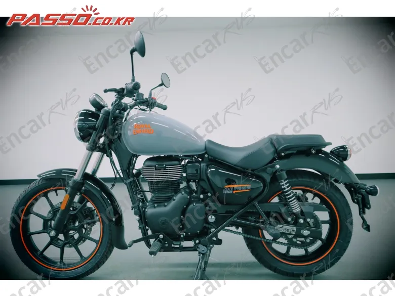 Royal Enfield Meteor 350 - фото 1