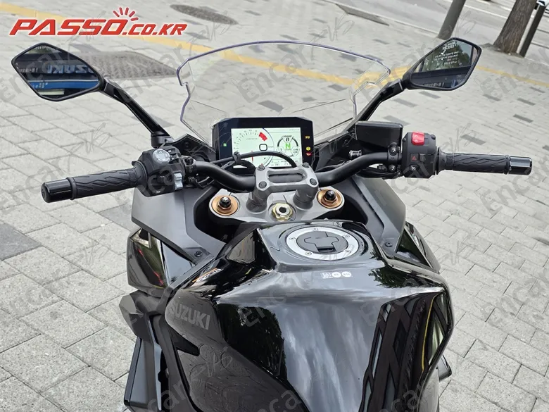 SUZUKI GSX S 1000 GT - фото 3