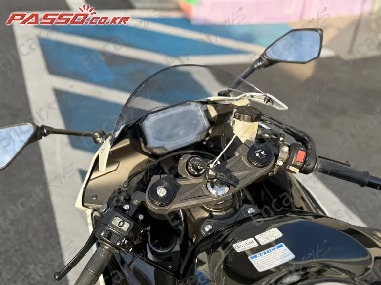 Kawasaki Zx 6 R - фото 3