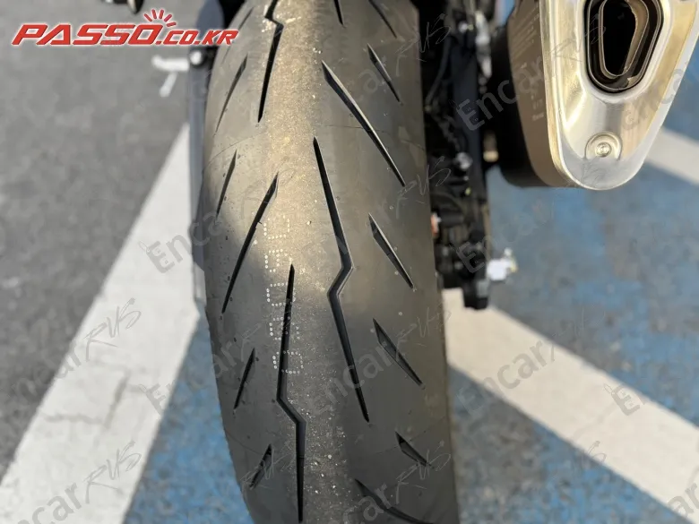 Kawasaki Zx 6 R - фото 5