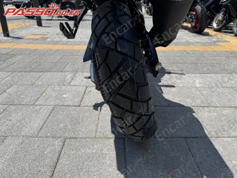 SUZUKI V STROM 800 DE - фото 5