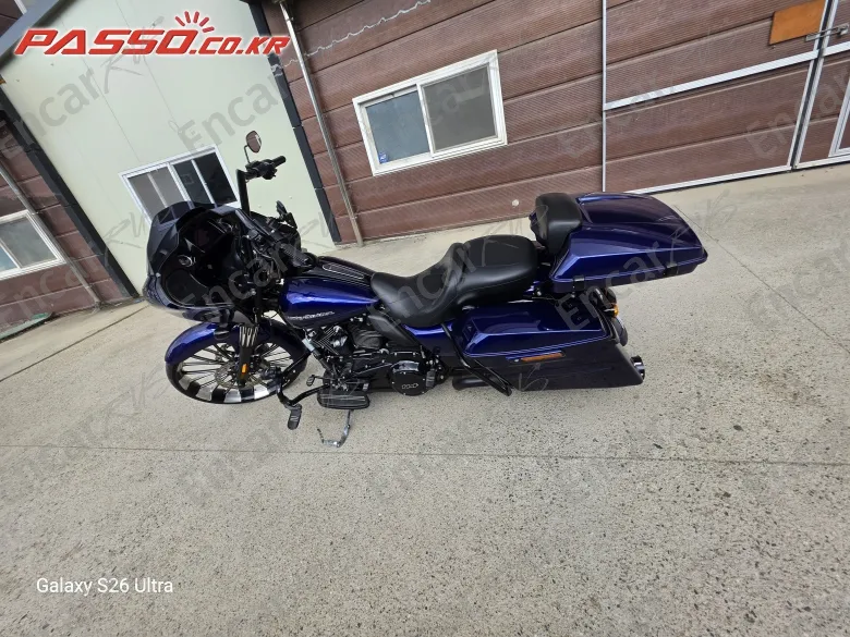 HARLEY-DAVIDSON ROAD GLIDE SPECIAL - фото 1
