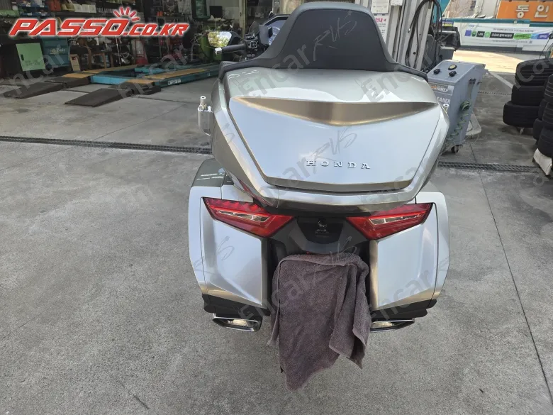 HONDA GOLDWING TOUR DCT AIRBAG - фото 2
