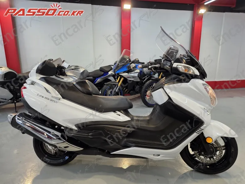 Suzuki Burgman 650 Executive - фото 0