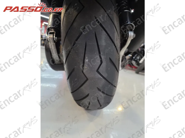 Suzuki Burgman 650 Executive - фото 5