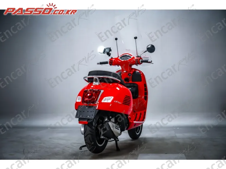 VESPA GTS 125 SUPER SPORTS - фото 2