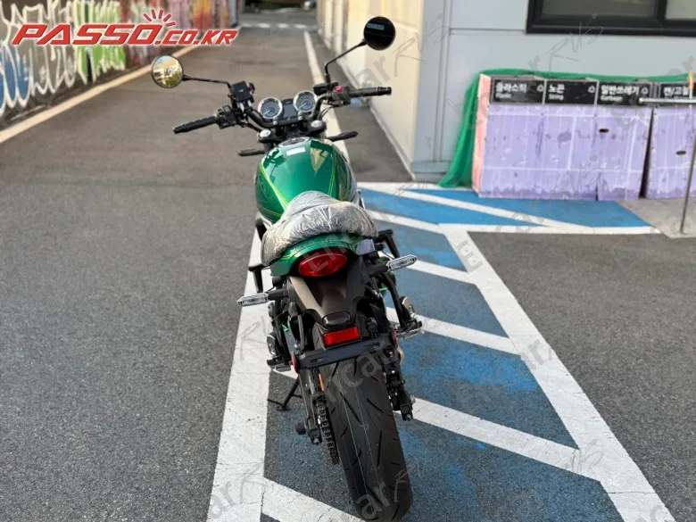 Kawasaki Z 650 Rs Abs - фото 2