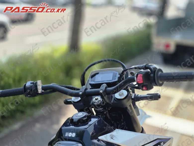 SUZUKI DR Z 4 SM - фото 6
