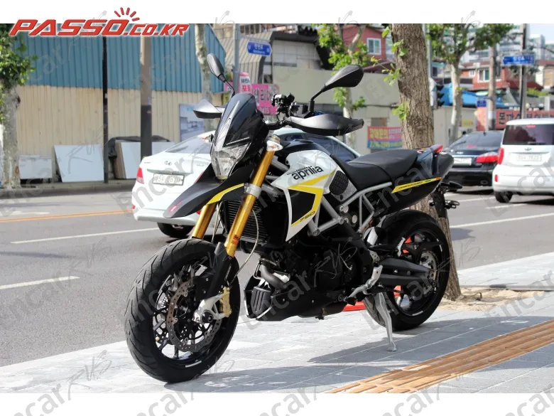 Aprilia Dorsoduro 750 - фото 3