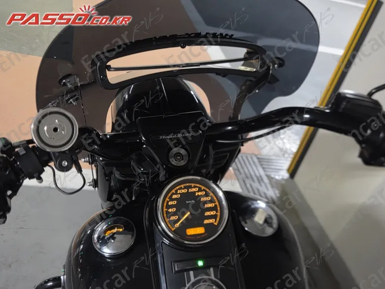 Harley-Davidson Road King Special - фото 3