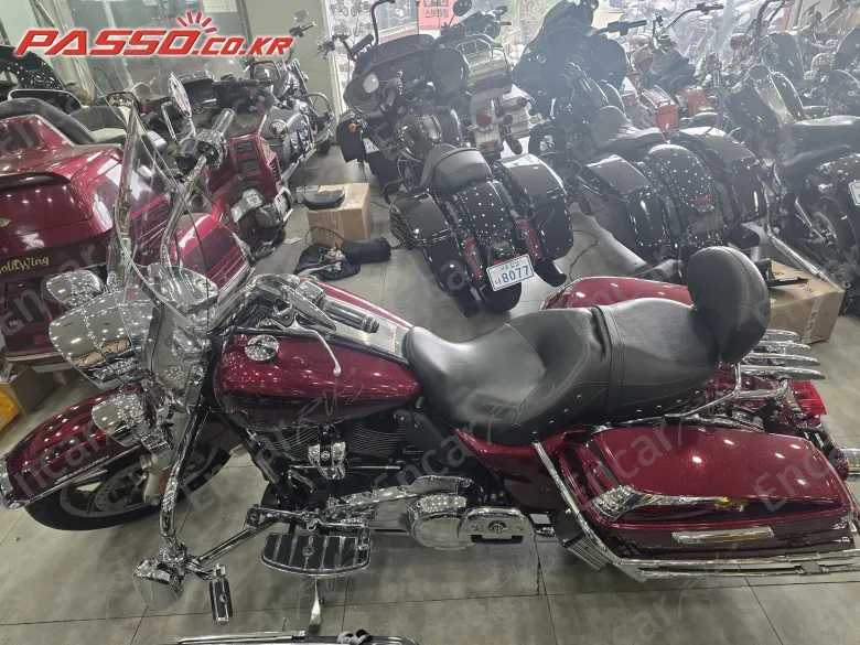 HARLEY-DAVIDSON FLHR - фото 1