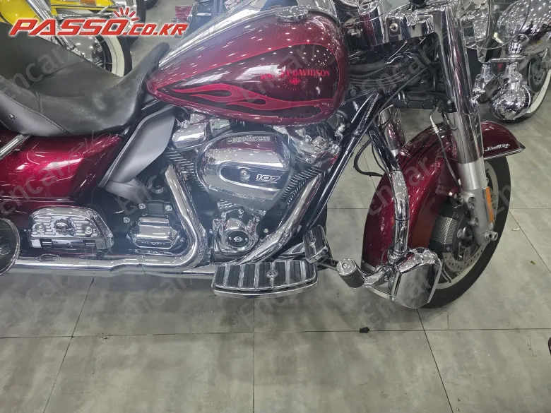 HARLEY-DAVIDSON FLHR - фото 4