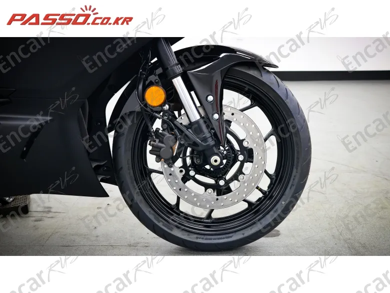 Yamaha Yzf R3 - фото 5