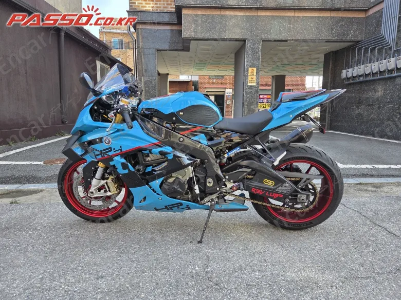 BMW S 1000 RR - фото 1
