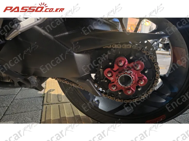 DUCATI MULTISTRADA V4 PIKES PEAK - фото 3