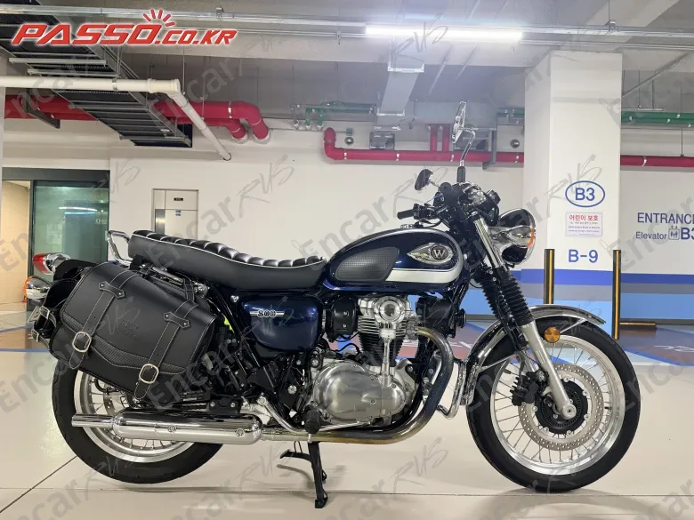 Kawasaki W 800 - фото 0