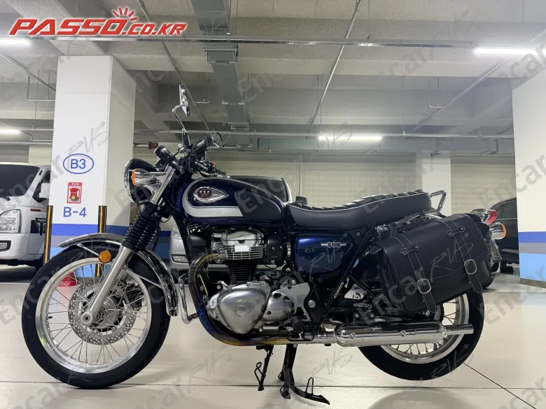 Kawasaki W 800 - фото 1