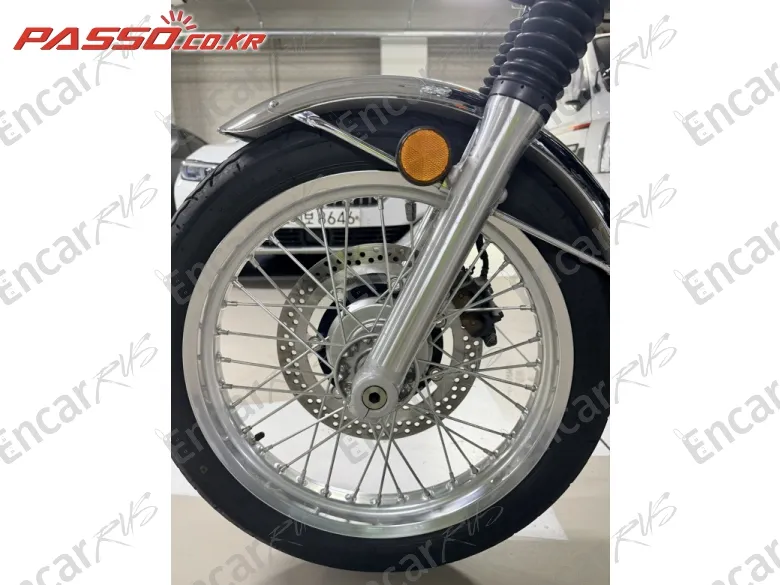 Kawasaki W 800 - фото 4