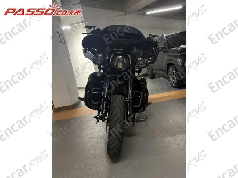 HARLEY-DAVIDSON FLHXS STREET GLIDE SPECIAL - фото 6