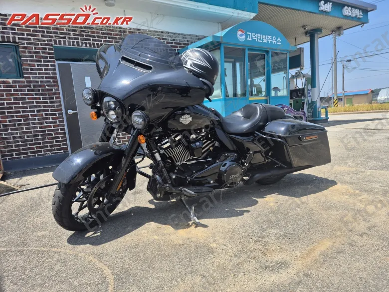 Harley-Davidson Flhx - фото 1
