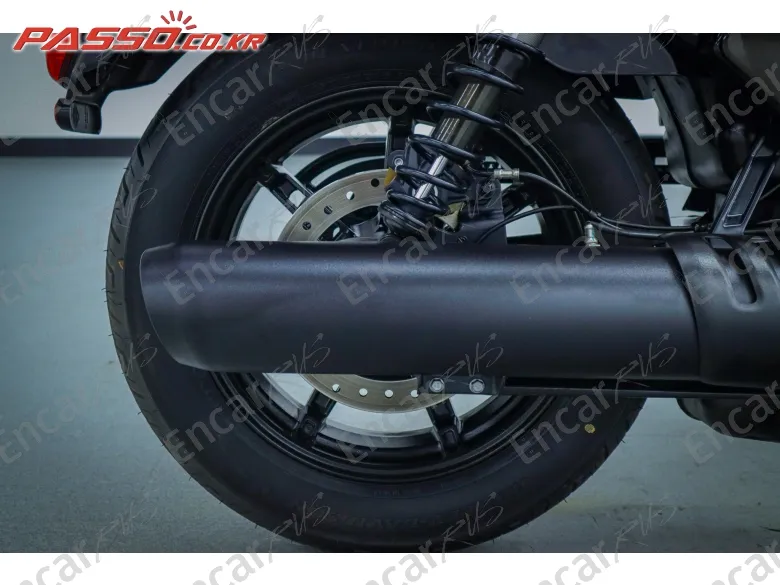 HARLEY-DAVIDSON NIGHTSTER 975 - фото 6