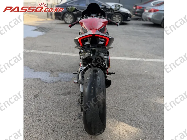 Ducati Panigale V2 - фото 2