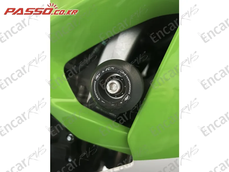 Kawasaki Zx 6 R - фото 5