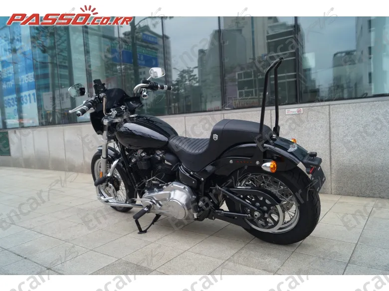 Harley-Davidson Softail Standard - фото 1