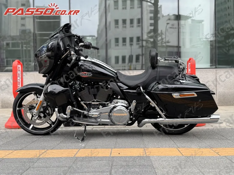 HARLEY-DAVIDSON FLHXS STREET GLIDE SPECIAL - фото 1