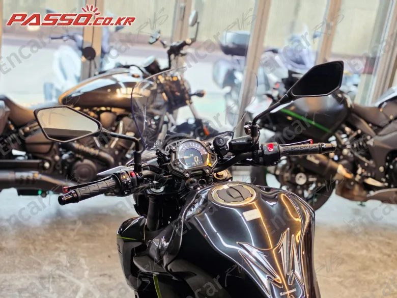 Kawasaki Z 900 Abs - фото 3