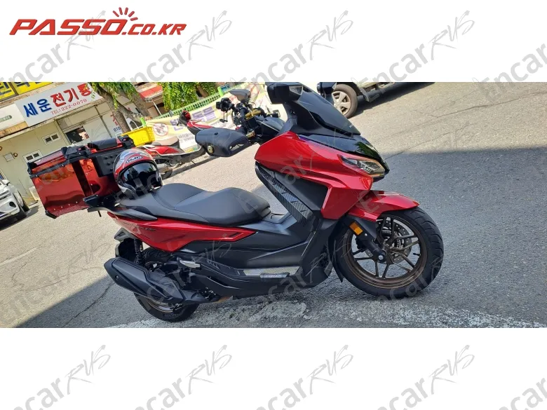 Honda Forza 350 - фото 0
