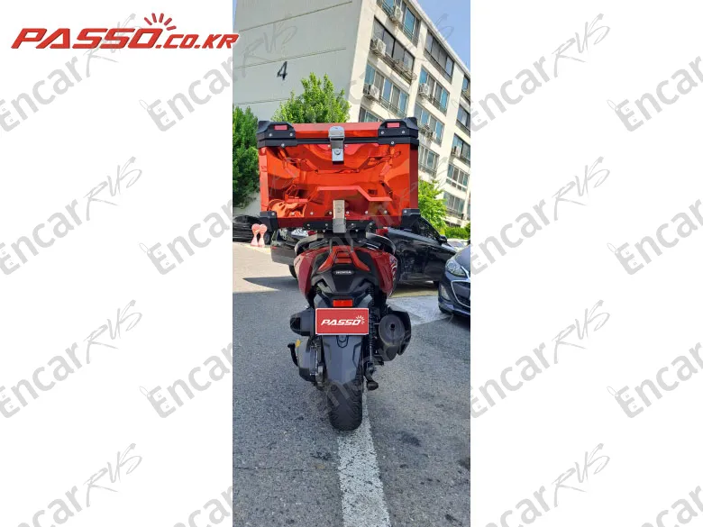 Honda Forza 350 - фото 2