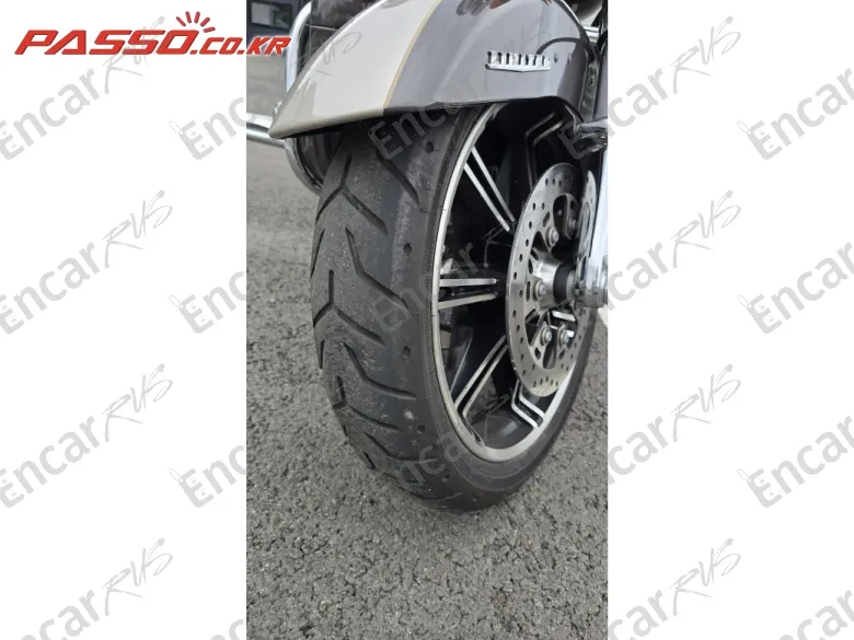 Harley-Davidson Ultra Limited - фото 5