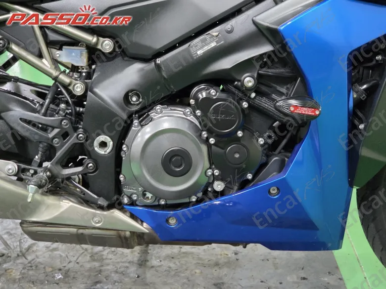 Suzuki Gsx S 1000 Gt - фото 4
