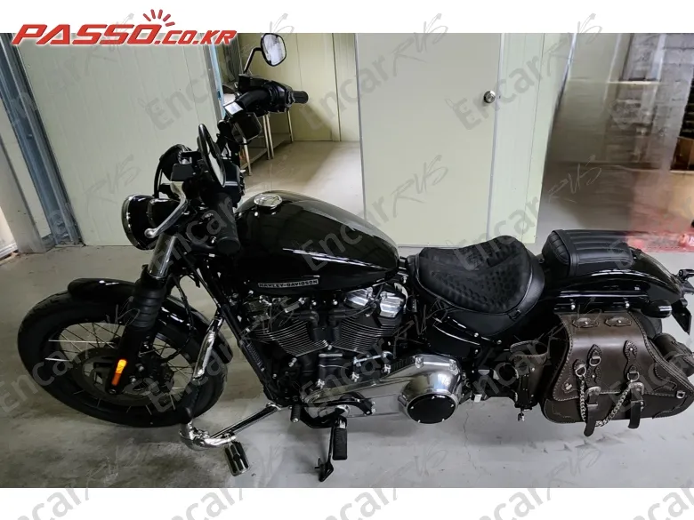 Harley-Davidson Street Bob 117 - фото 1