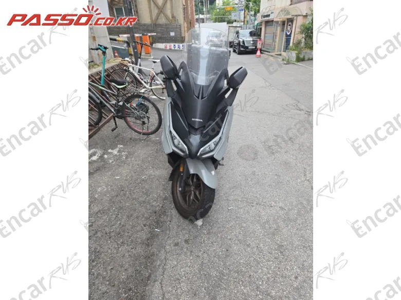 Honda Forza 350 - фото 4