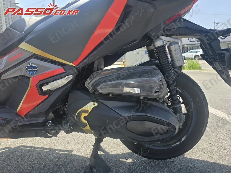 Honda Adv 350 - фото 4