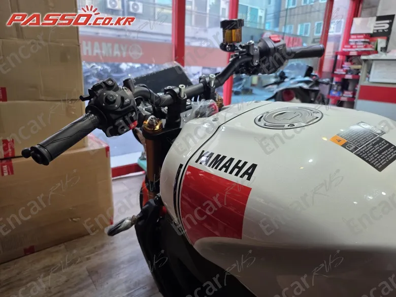 Yamaha Xsr 900 - фото 3