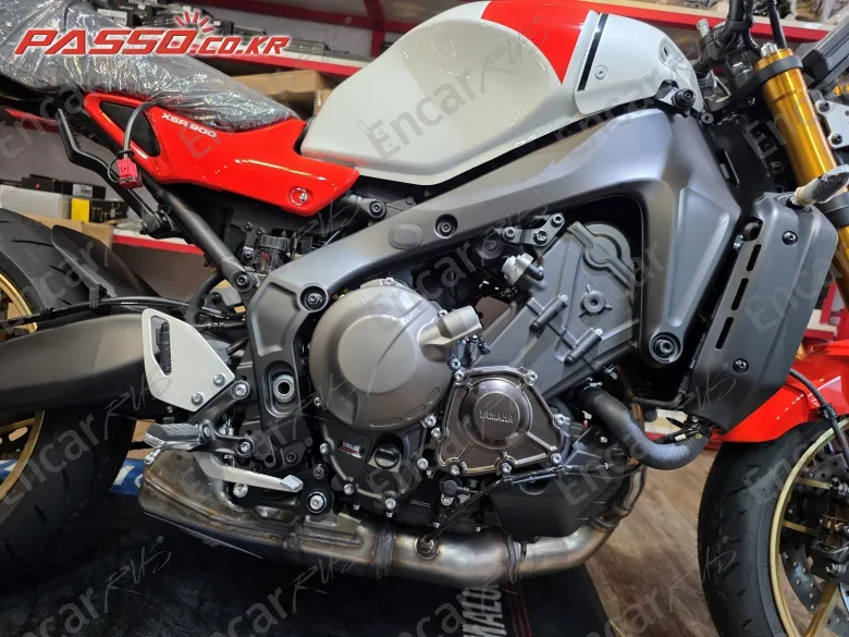 Yamaha Xsr 900 - фото 6