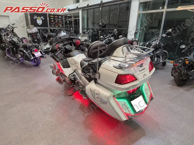 Honda Goldwing 1800 - фото 6