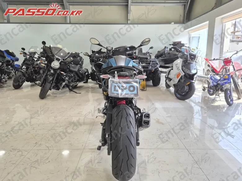Bmw F 900 R - фото 2