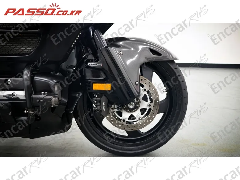 Honda Goldwing 1800 - фото 5