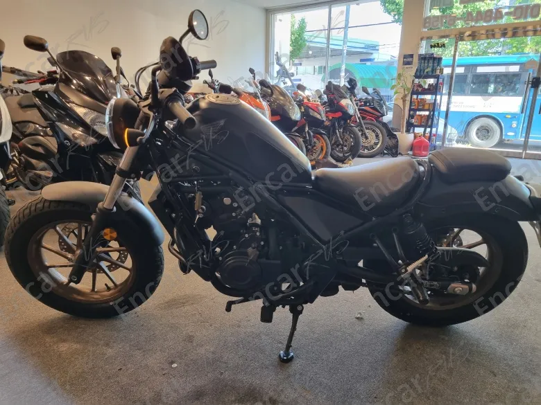 Honda Rebel 500 - фото 1