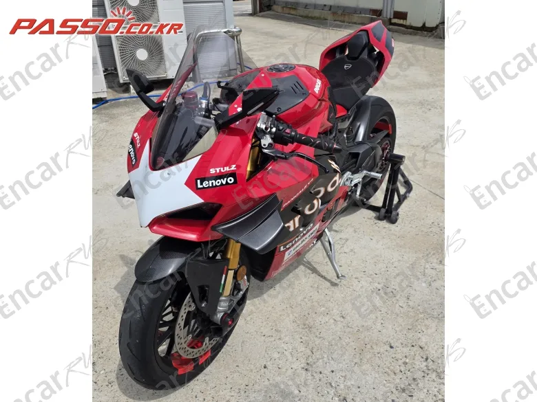 Ducati Panigale V4 S - фото 6