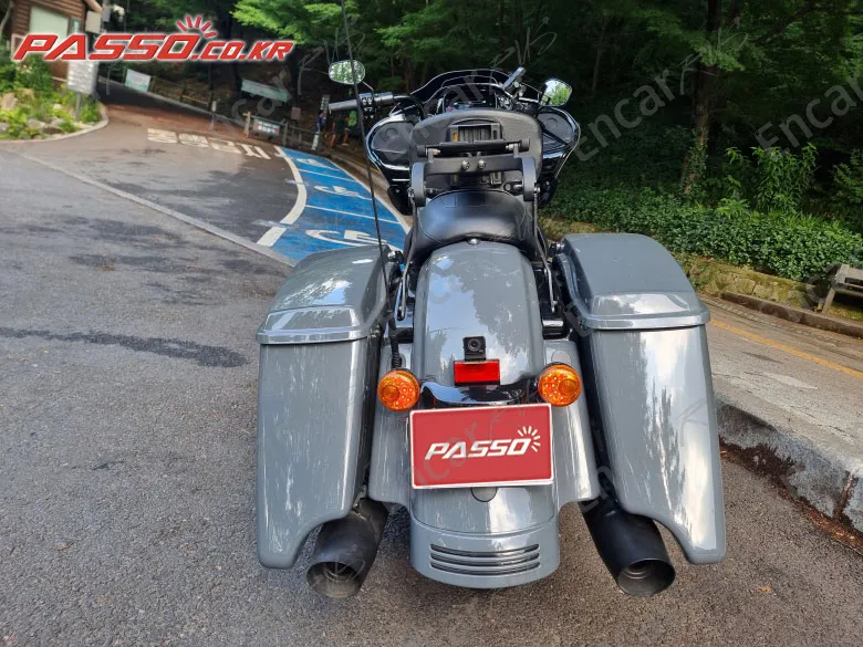 Harley-Davidson Road Glide Special - фото 2