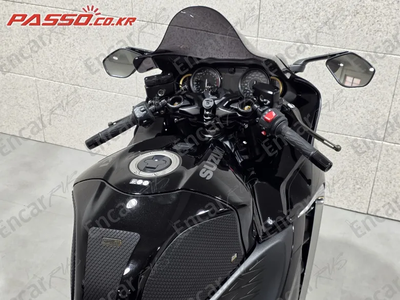 Suzuki Gsx R 1300 Hayabusa - фото 3