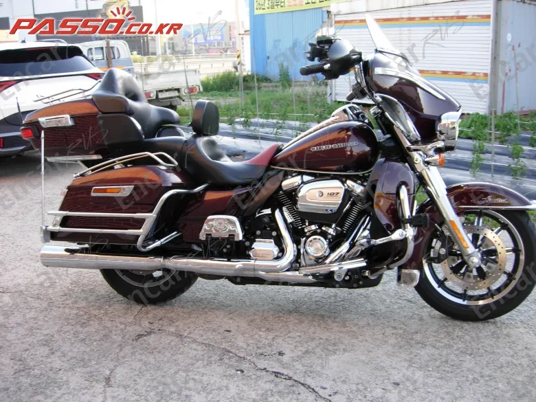 Harley-Davidson Flhtk Electra Glide Ultra Limited - фото 0