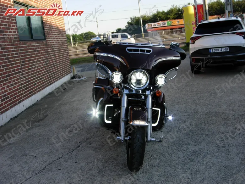 Harley-Davidson Flhtk Electra Glide Ultra Limited - фото 2